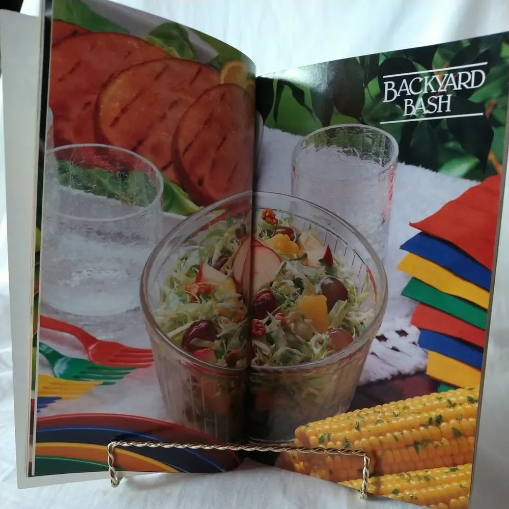 Pillsbury Party Fun 1987 Vtg Cookbook‎ Booklet